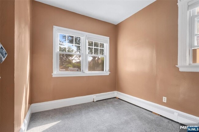 Building Photo - 165 Claremont Ave