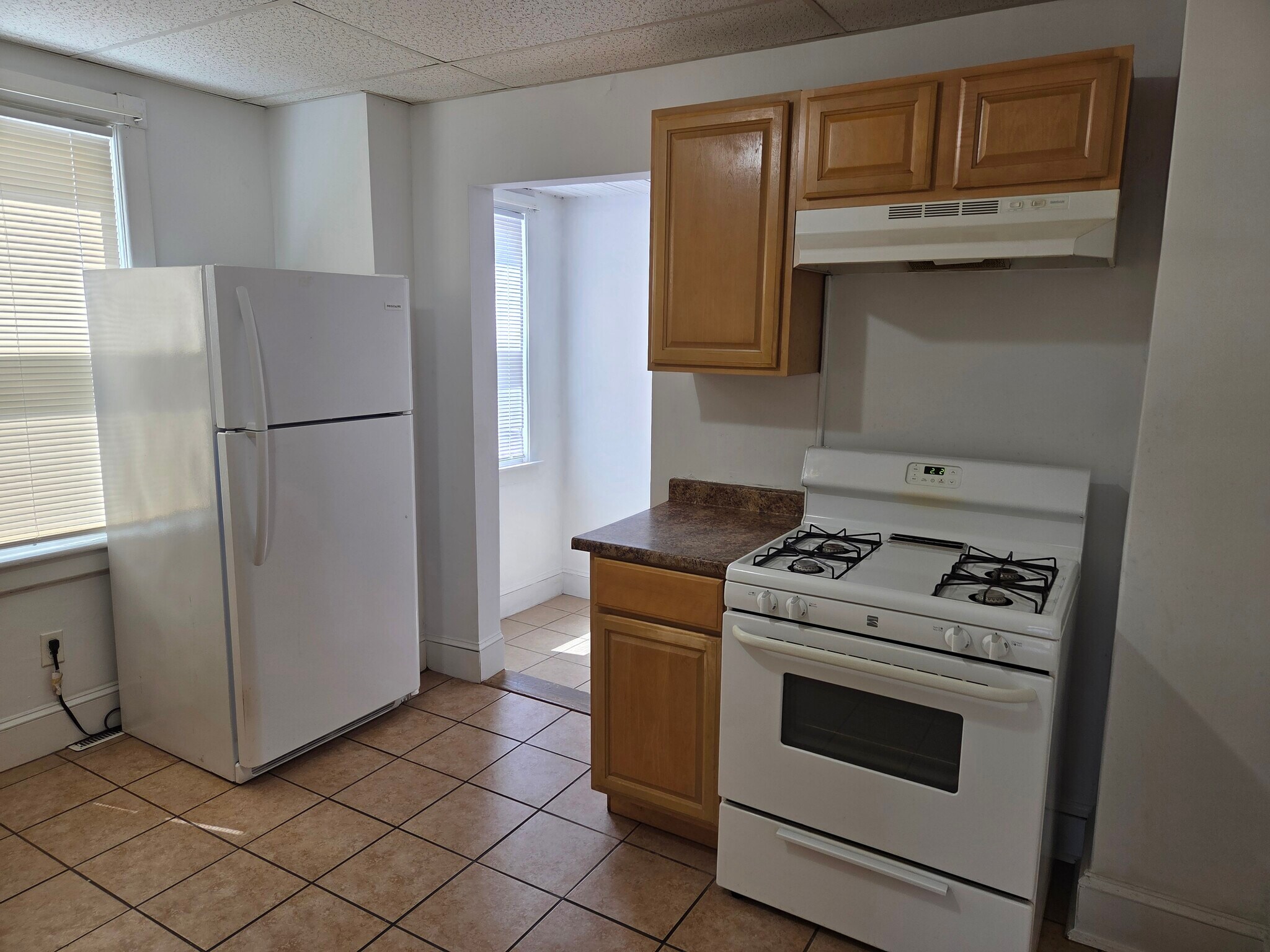 Kitchen2 - 2437 Sycamore St