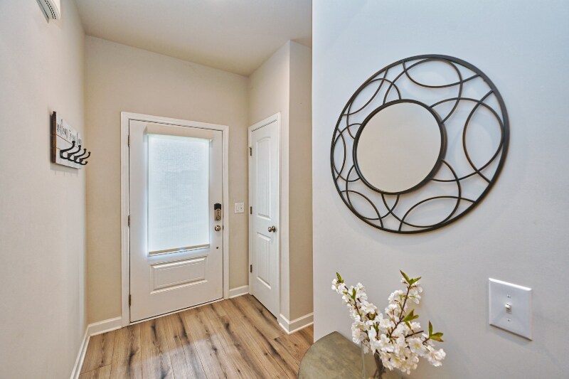 Building Photo - 3031 Duvall Dr