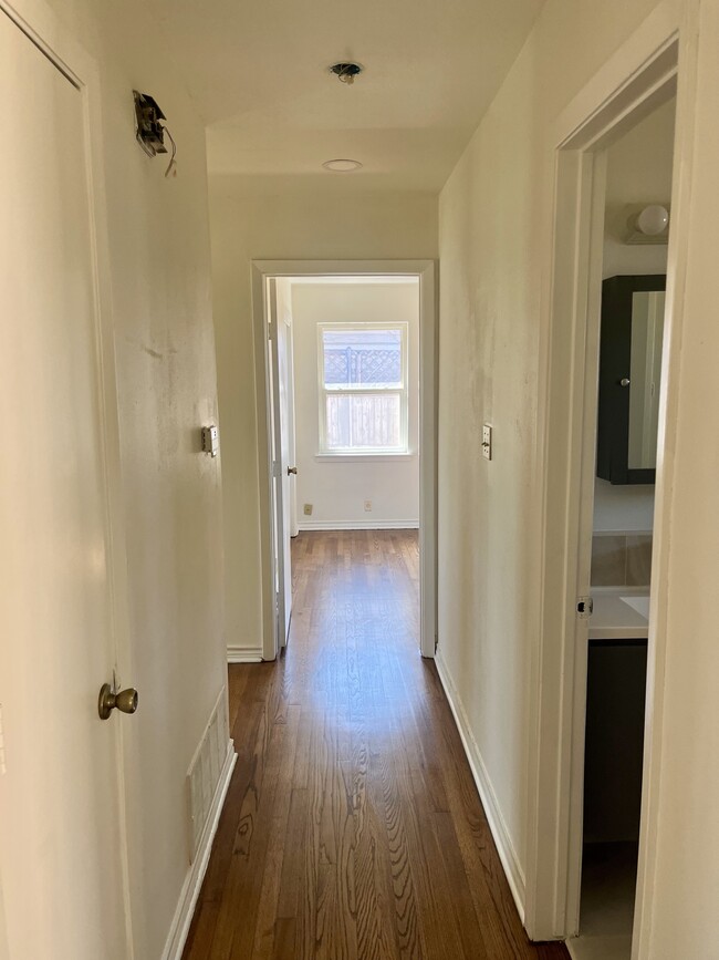 hallway - 331 N Shore Pl