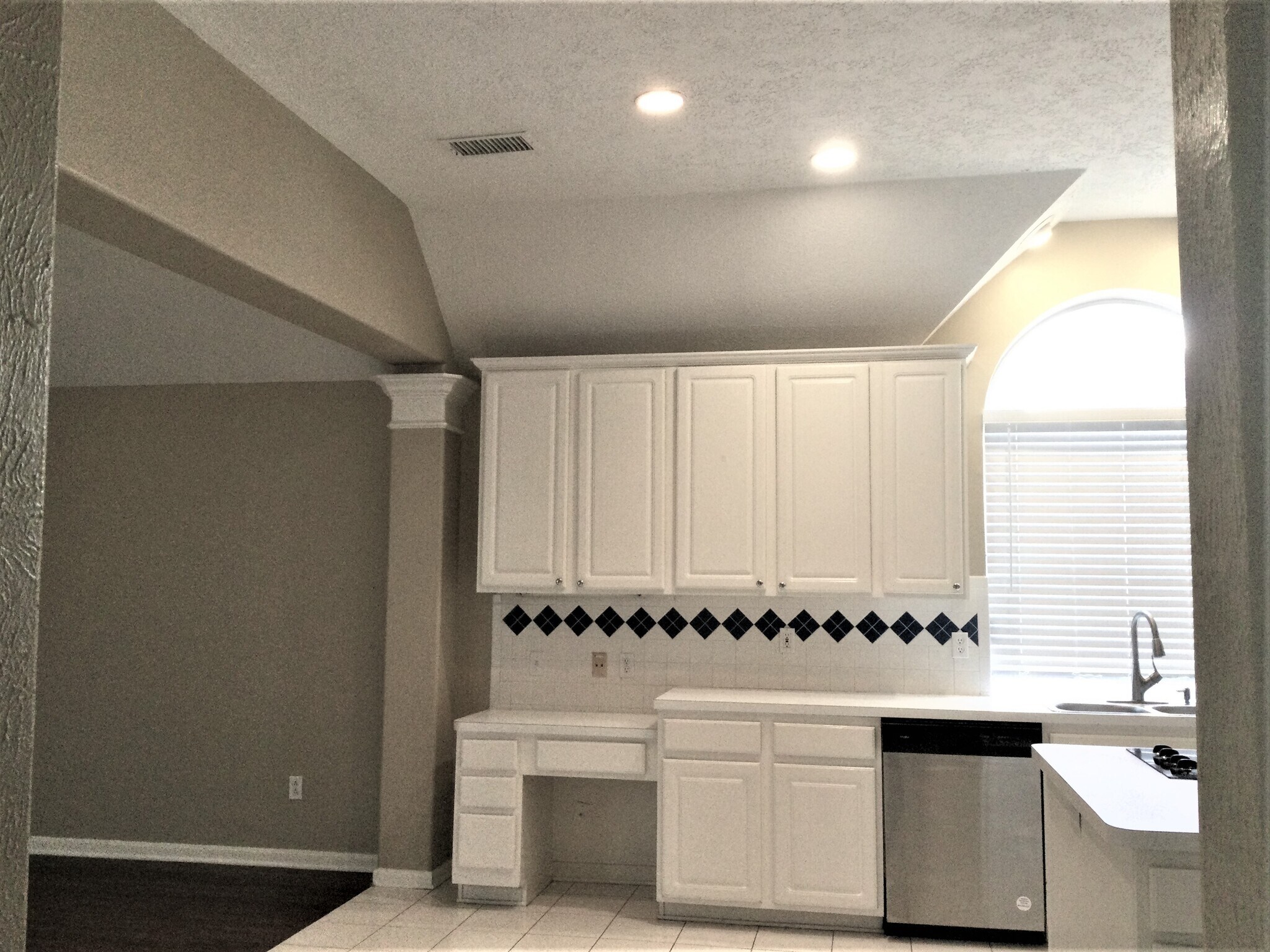 Building Photo - 15007 Red Cedar Bluff Ln