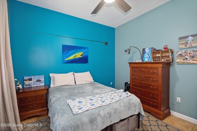 Building Photo - 2025 Sykes Creek Dr