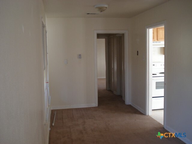 Building Photo - 303 Cloud St