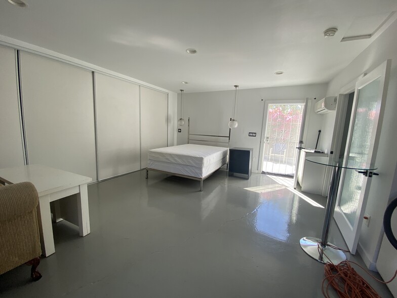 main studio space - 3047 Edgehill Dr