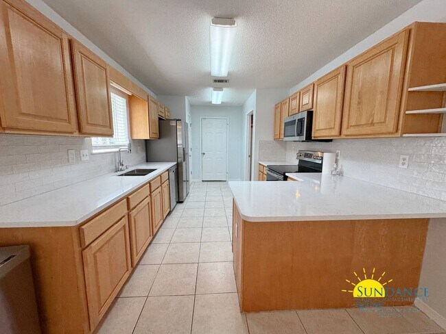 Building Photo - Renovated 3-Bedroom Home on Quiet Cul-de-S...