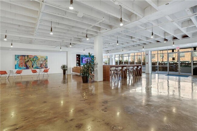 Building Photo - 878 Peachtree St NE