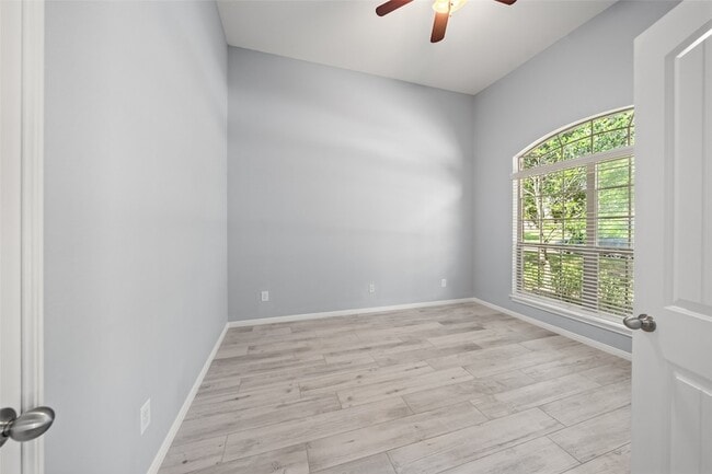 Building Photo - 2406 Winter Trail Dr