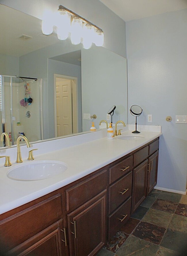 Building Photo - Stunning Temecula Home with Full Solar and...