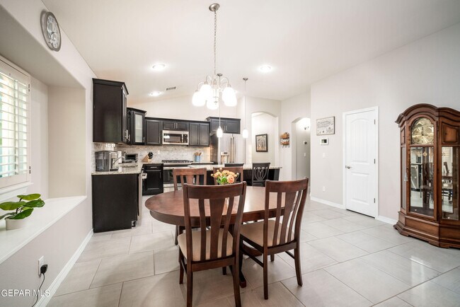 Building Photo - 11364 Bullseye St
