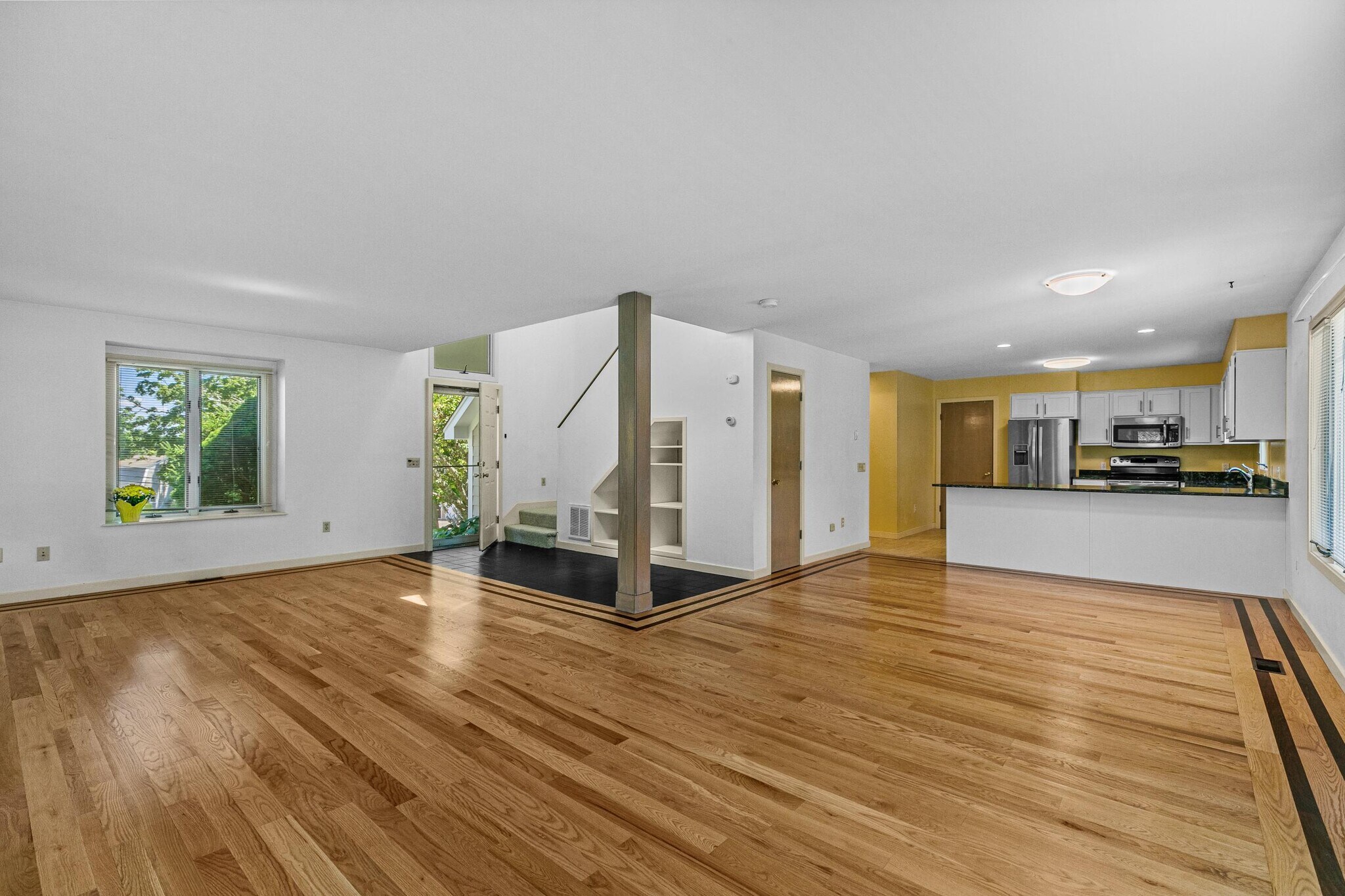 Building Photo - 179 Eustis Ave