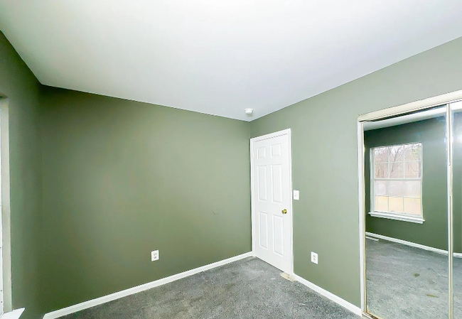 Building Photo - 14649 London Ln