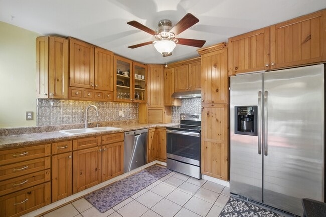 Building Photo - 8559 Old Ocean View Rd