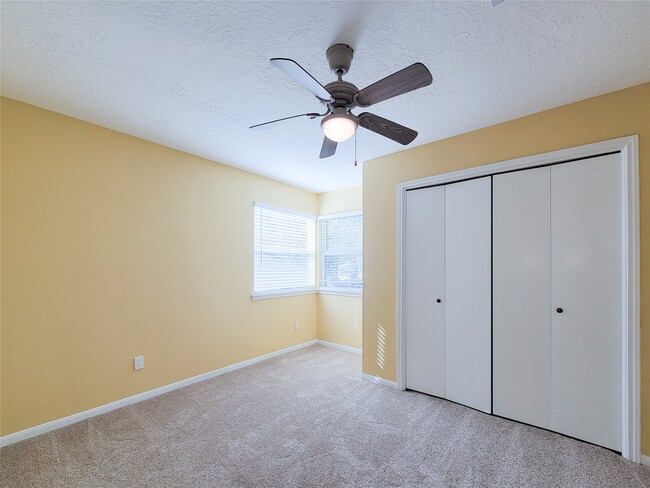 Building Photo - 10130 Berry Limb Dr