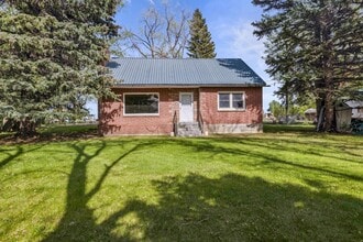 Building Photo - Charming Country Retreat in Saint Anthony, ID
