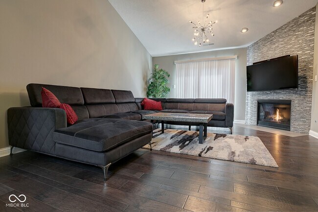 Building Photo - 9732 Highpoint Ridge Dr