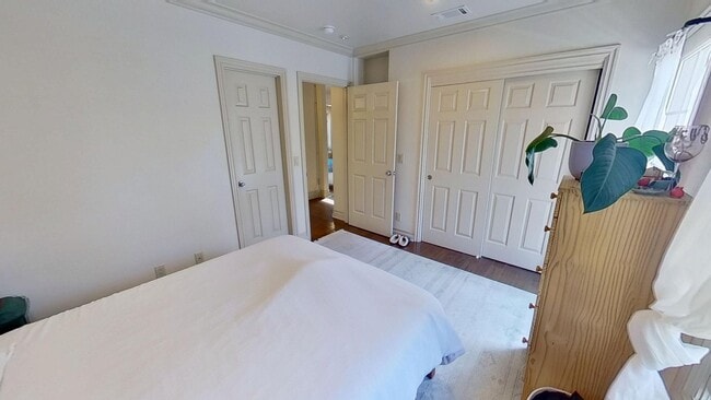 Building Photo - Stylish and Convenient: Your Dream 3 bed / 2 bath Rental  in Downtown Santa Barbara!