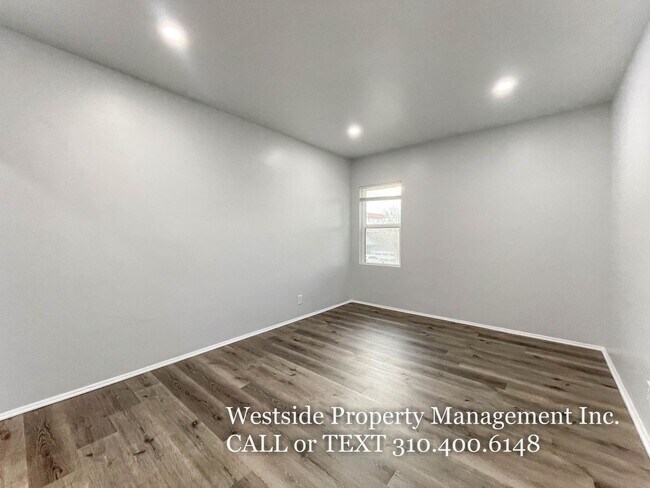 Building Photo - 1103 Ocean Park Blvd