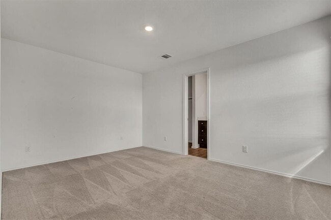 Building Photo - 231 Gabbro Gdns