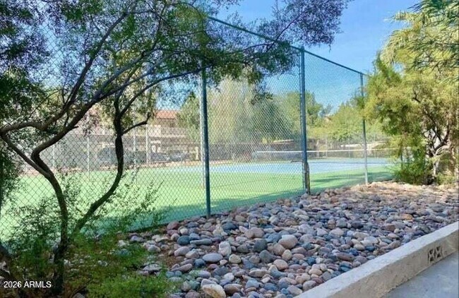 Building Photo - 11040 N 28th Dr