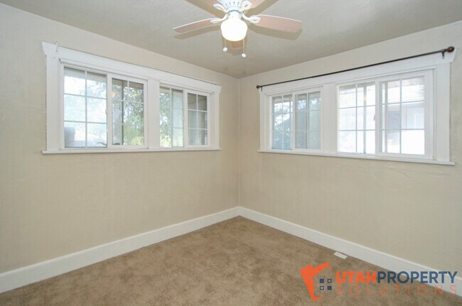 Building Photo - 1622 S Blair St