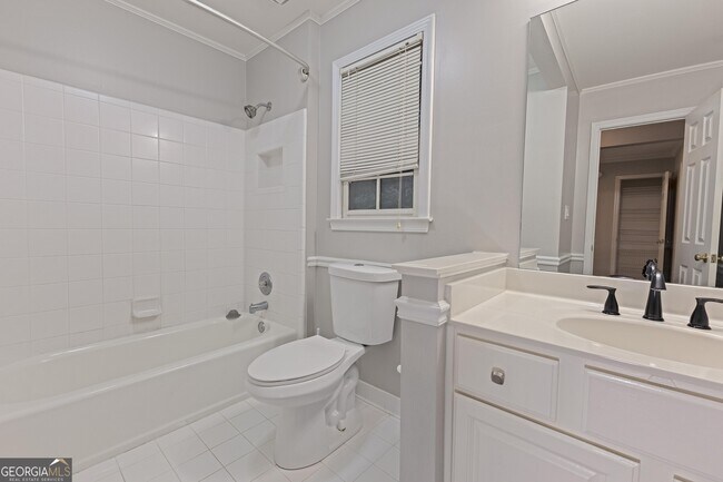 Building Photo - 100 Woodcrest Overlook