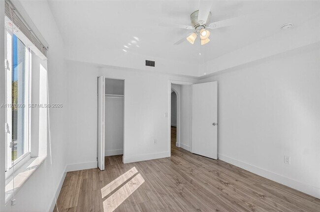 Building Photo - 1801 SW 5th St