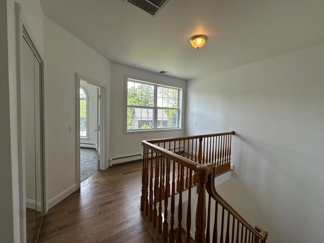 Building Photo - 26 Hulsetown Rd