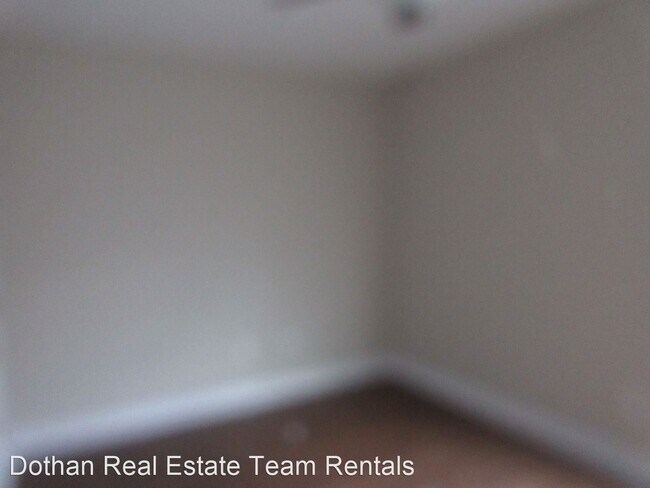 Building Photo - 3 br, 2 bath House - 220 Blazer Dr.