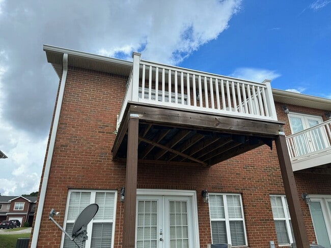 Building Photo - Eagle Landing Subdivision!!!