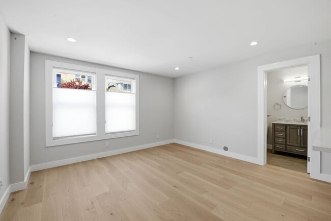 Building Photo - 1488 9th Ave