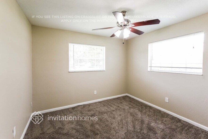 Building Photo - 11520 SW 193rd St