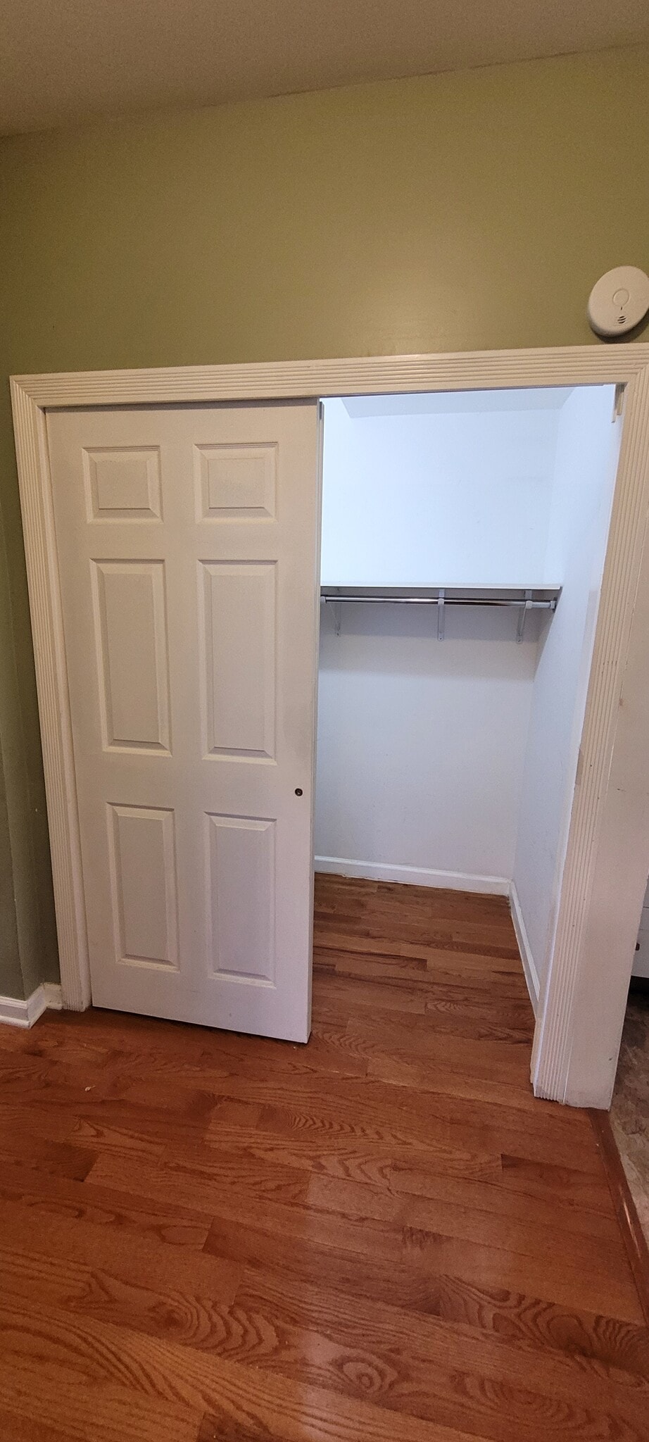 Walk-in Closet - 46 Clara St
