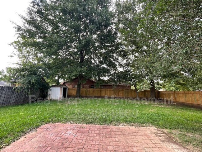 Building Photo - 13701 Gentilly Ct