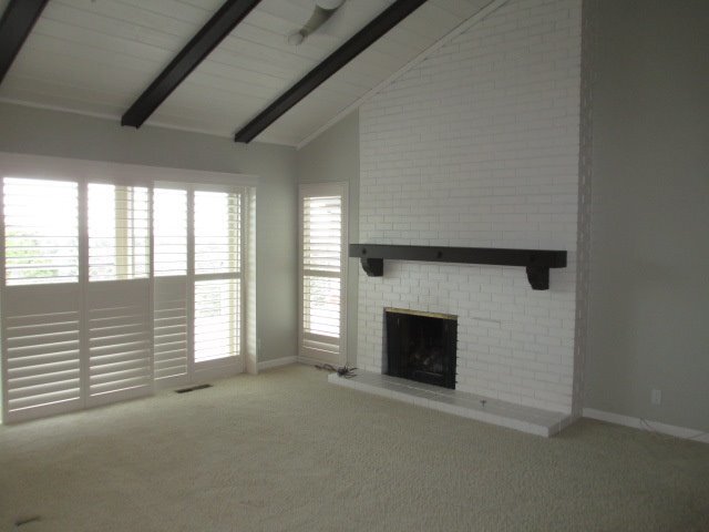 Building Photo - Home in The Bluffs overlooking American River