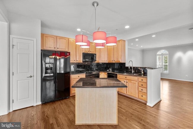 Building Photo - 5120 Grimm Dr