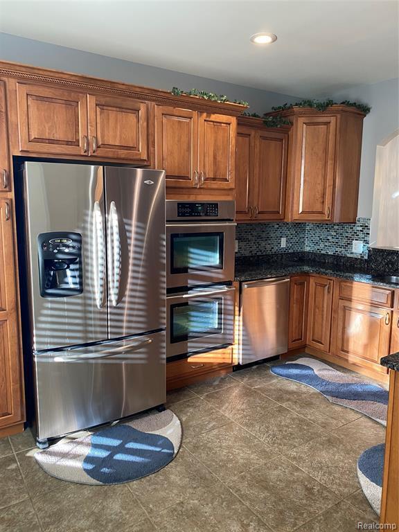 Building Photo - 1046 Lorenzo Ct