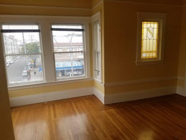 Building Photo - 2 bedroom in San Francisco CA 94121