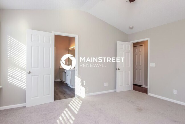 Building Photo - 4 Bedroom Pet-Friendly Home in Raleigh, NC with Main Street Renewal
