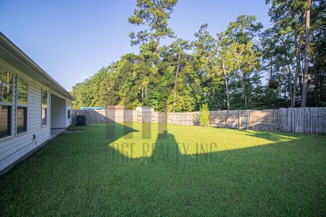 Building Photo - 174 Aquinnah Dr