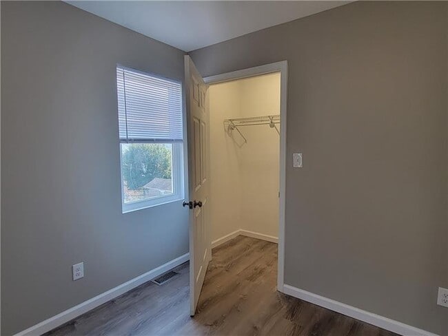 Building Photo - 1040 Wilson Pl