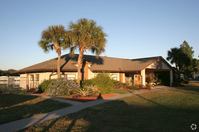 Building Photo - Sunlake Terrace Estates