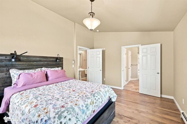 Building Photo - 4116 E Country Fair Dr