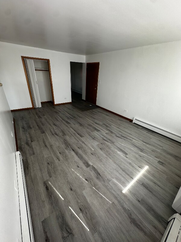 Building Photo - 4433 Prairie Ave