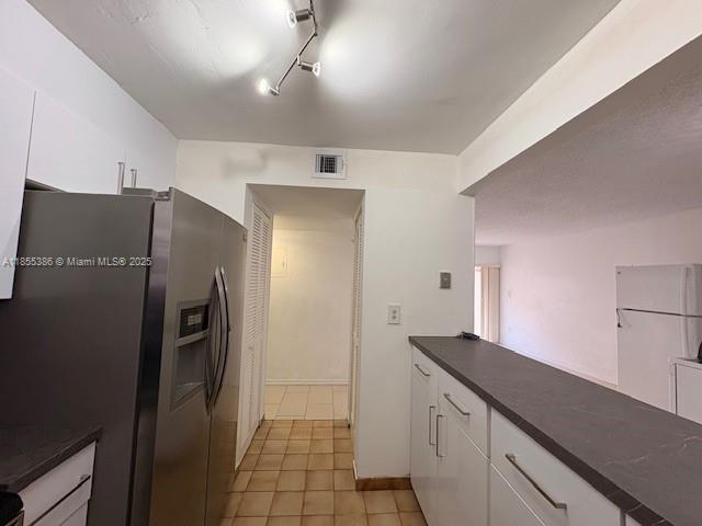 Building Photo - 8893 Fontainebleau Blvd