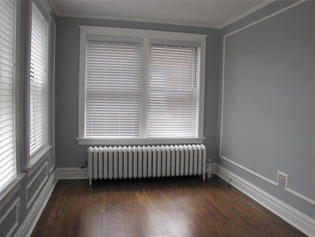 Building Photo - 6226 Northwood Ave