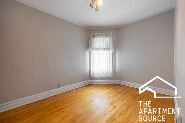 Building Photo - 1631 N Mozart St