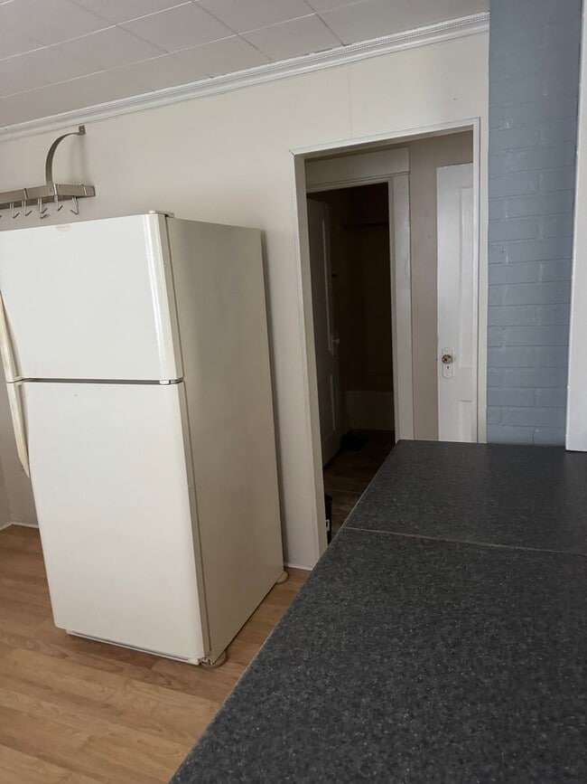 Building Photo - 225 Liberty St