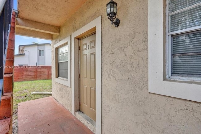 Building Photo - 1101 Prospect Rd