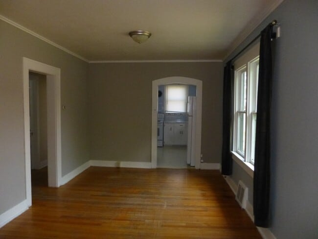 Building Photo - Cute Home in Whitefish with Yard & Storage