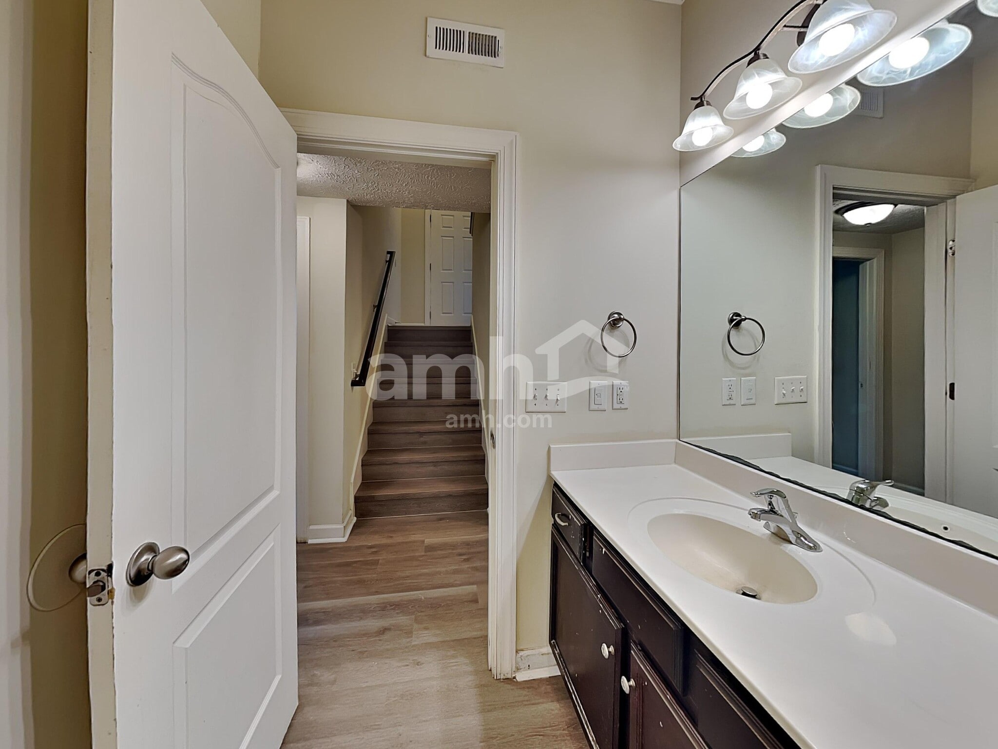 Building Photo - 908 Cabernet Trl